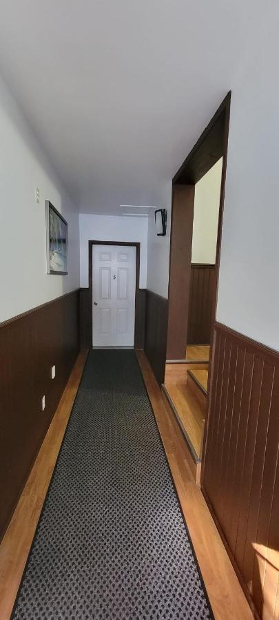 Hotel Fleurs Karaibes Saint-Alexandre-de-Kamouraska Екстер'єр фото